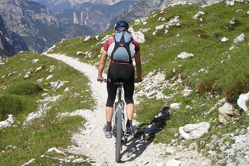 Endurance sport like cycling helps with glaucoma (Pixabay)